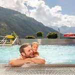 Schoeneben Haus Edelweiss Tatil Evi