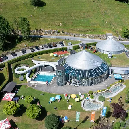 Schoeneben Haus Edelweiss * 瓦尔德平古