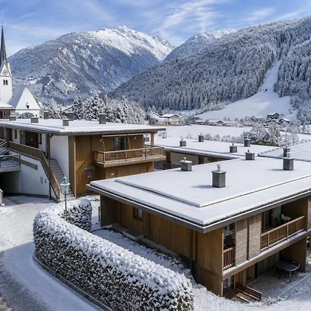Schoeneben Haus Edelweiss 別荘