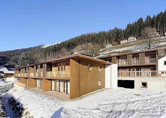 Schoeneben Haus Edelweiss 瓦尔德平古